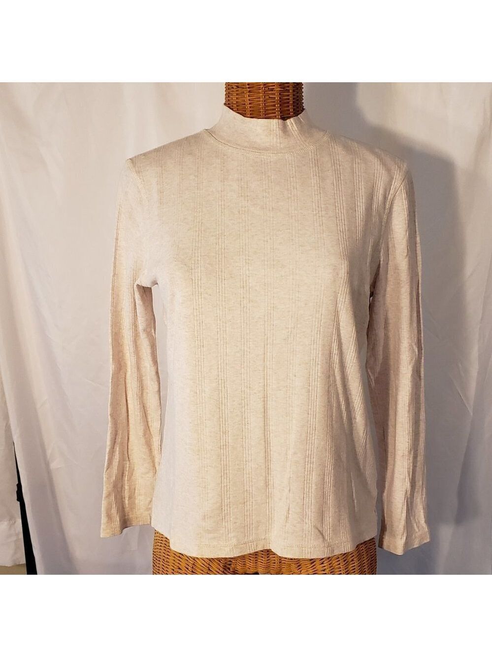 Ladies NORTHERN REFLECTIONS Mock Turtleneck in Cream - M